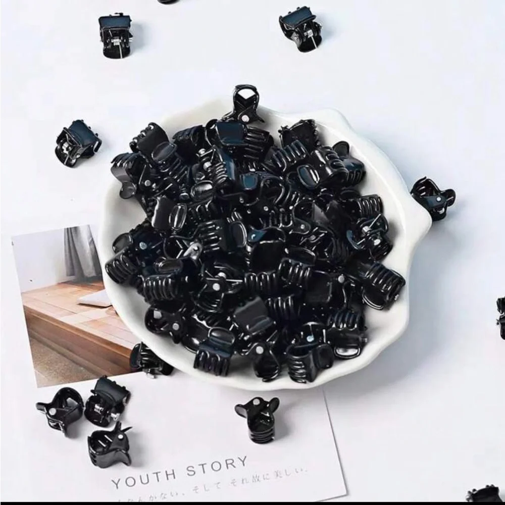 Black Mini Hair Claw Clips (20 pieces)